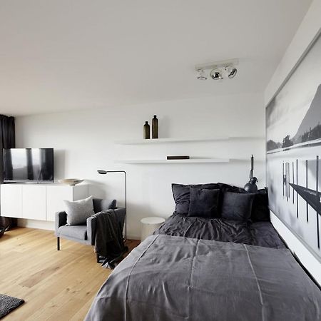 Criston Apartments - Comfy Living 7 ทือบิงเงิน ภายนอก รูปภาพ